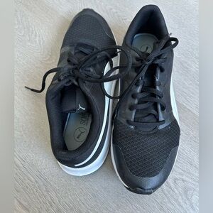 Puma softfoam sneakers size 39